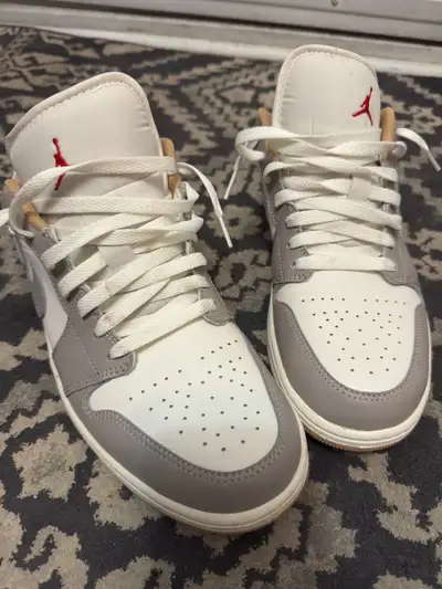 Jordan 1 low men’s size 11, View more