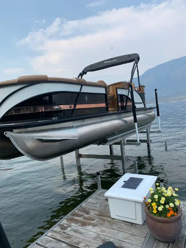 2021 25 FOOT BERKSHIRE PONTOON 25E STS 3.0. LIKE NEW in Powerboats & Motorboats in Penticton - Image 20