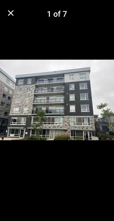 *AVAILABLE SEPTEMBER 1ST* FULLY FURNISHED BEDROOM WITH PRIVATE WASHROOM in a well-lit, well-maintain...