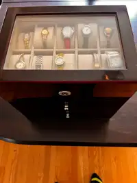 30 watch display case including some ladies watches 