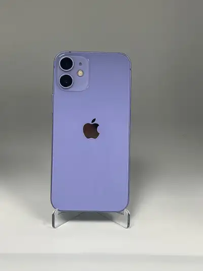 Unlocked / 128GB / Great Condition/ Contact for more information/ WE ACCEPT TRADE IN ✅