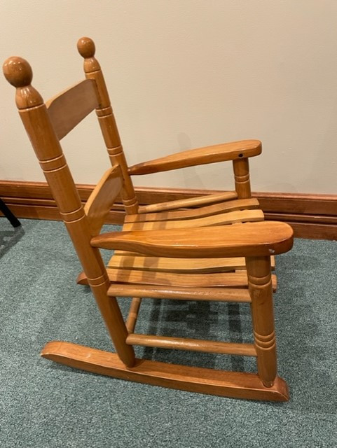 Toddler rocking chair in Other in Ottawa - Image 2