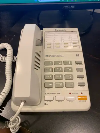 Desk Panasonic Telephone ( Rrtechnologies@hotmail.com), View more