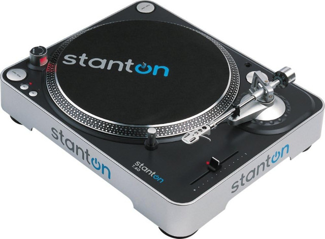 Two Stanton T60 Direct Drive Turntables in Performance & DJ Equipment in St. Catharines - Image 2