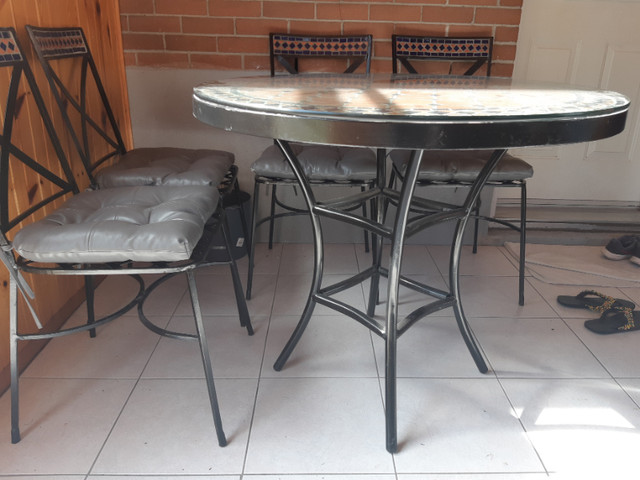 Outdoor Patio Set Table and Chairs dans Mobilier pour terrasse et jardin  à Ville de Montréal - Image 4