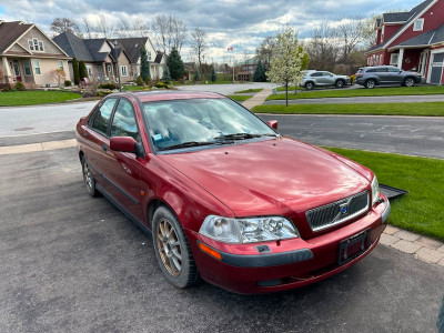 2002 Volvo S40 - free to good home