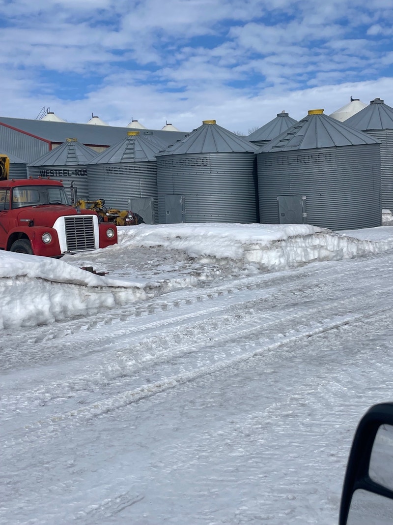 Grain bins for sale Farming Equipment Winnipeg Kijiji