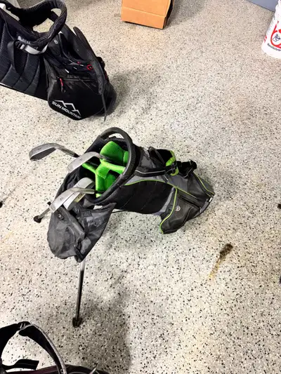2 Sets Kids Golf Clubs (left), View more