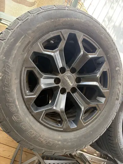 4 Tires and rims BF GOODRICH ADVANTAGE TA 275/60R20 1 season of wear. Like new. Almost 9 32nds or al...