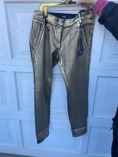 LADIES NEW JEANS DANIER & MORE ITEMS, View more