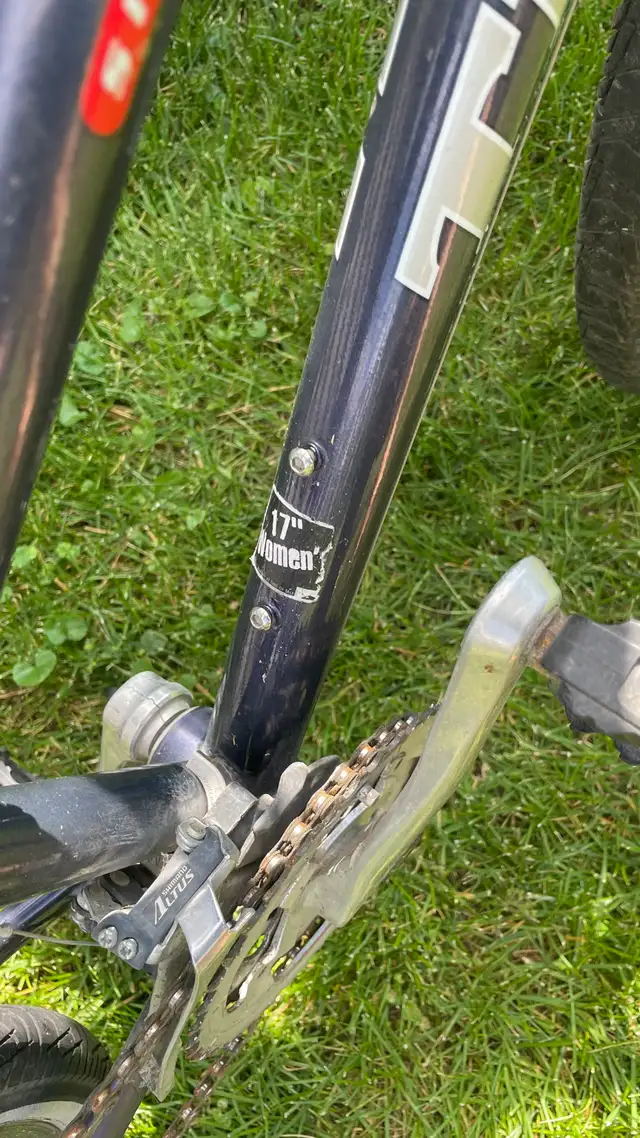 Trek 17-inch Bicycle.582841756434442245