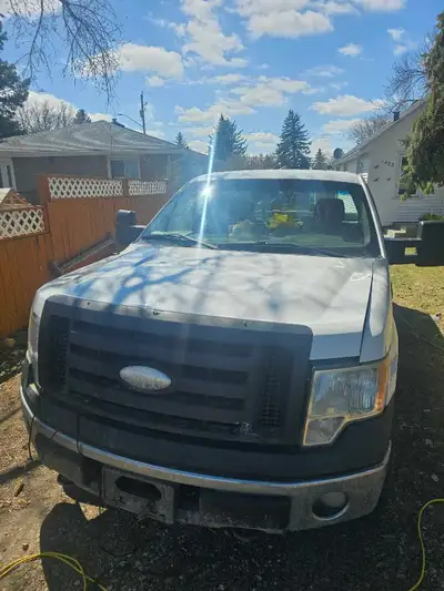 2009 ford f150 single cab long box with a used transmission it has 222724 but will keep going up as...