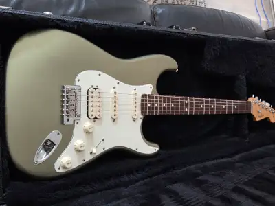 2012 Fender American Standard Stratocaster S/S/H, View more