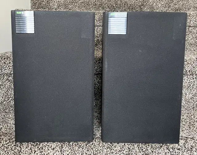 KEF Bookshelf Speakers in Speakers in Winnipeg - Image 6