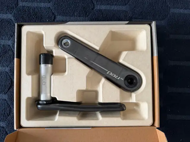 Sram Red Road  170mm carbon cranks in Frames & Parts in Calgary - Image 4