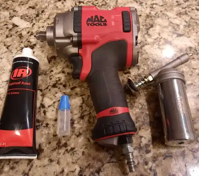 MacTools 1180Ft-Lbs or 1600Nm - 1/2” Drive Air Impact Gun, View more