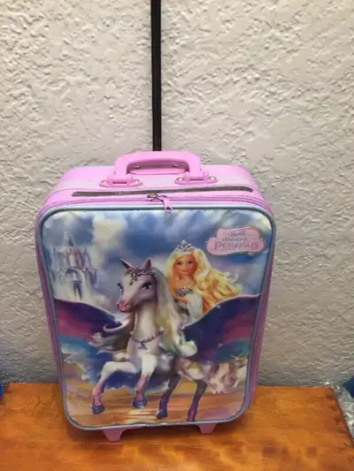 VALISE TRANSFORMER , PRINCESSE BARBIE 15$CHACUNE HEYS COCCINELLE RIGIDE 30$ APPELEZ AU 514-927-7083