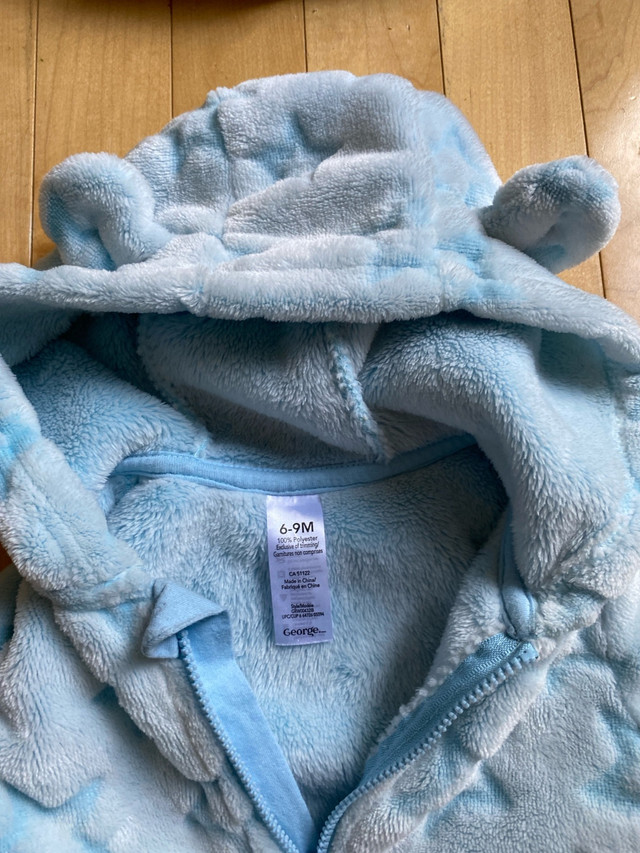 Baby light snowsuit fleece romper -unisex in Clothing - 6-9 Months in Calgary - Image 2
