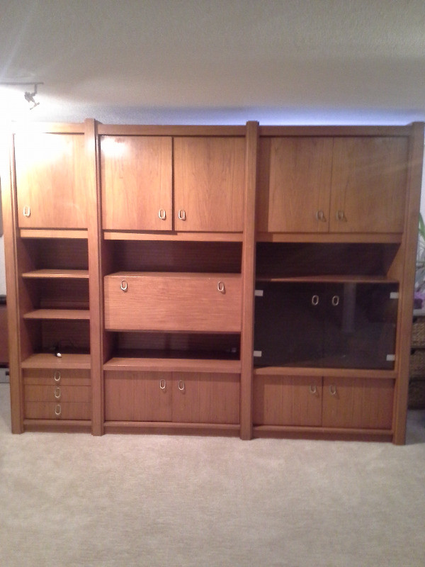 Lovely Teak (adjustable) wall unit in Hutches & Display Cabinets in Norfolk County