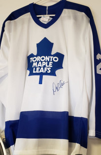 Darryl Sittler Autographed Toronto Maple Leafs Jersey