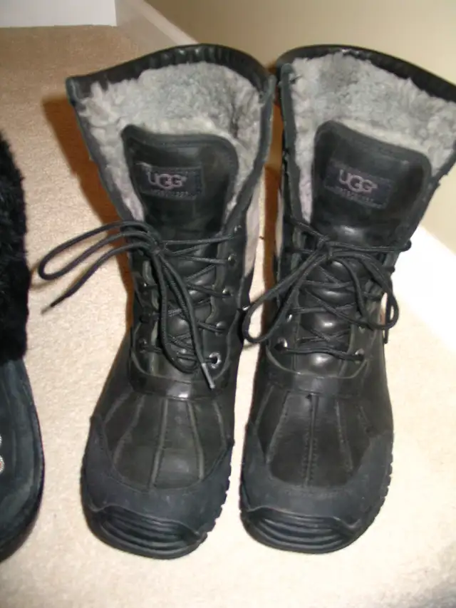 UGG ADIRONDACK WINTER BOOTS in Women's - Shoes in Strathcona County - Image 5