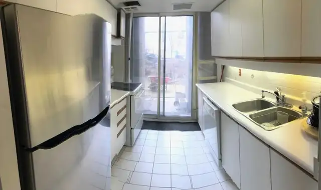 SQUARE ONE AREA 1 BED ROOM IN CONDO-MAIN FLOOR FOR RENT in Long Term Rentals in Mississauga / Peel Region - Image 7