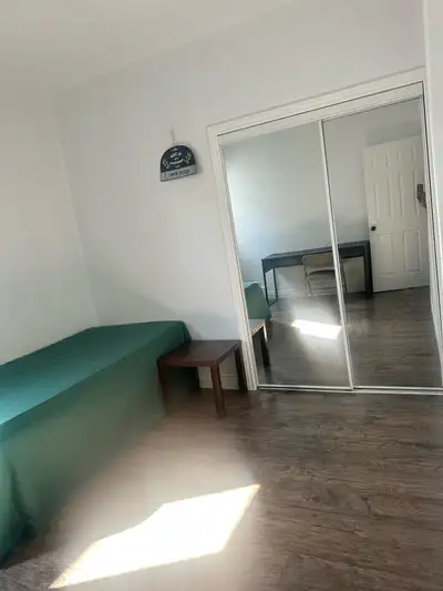 Roommate monthly rent
