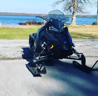 2020 Indy xc 800 Studded 2500km roughly 137”