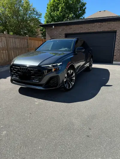 9/10 Audi q8 all service is up to date, clean car fax lots of options, 22’s, black optics etc only r...