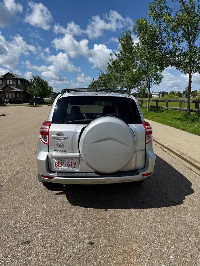 2011 toyta rav4552945033549588485