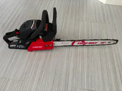 Like-new 18" chainsaw Troy-Bilt TB4218 usage less than 10 hrs, View more