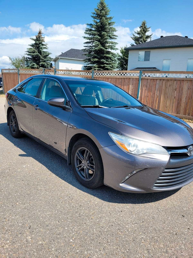 2015 Toyota Camry in Cars & Trucks in Calgary - Image 4