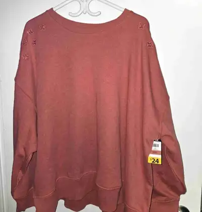 hoodies neuf Grandeur 3x à 12$, View more