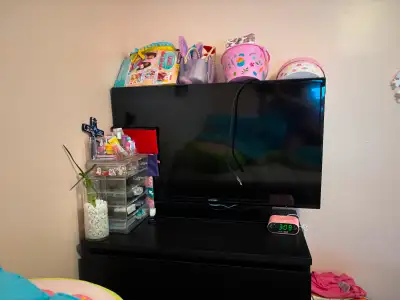 32 inch Samsung LED tv, View more