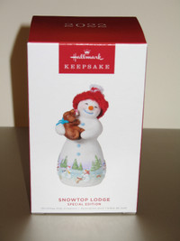 2022 Hallmark Keepsake Ornament Snowtop Lodge Special Edition