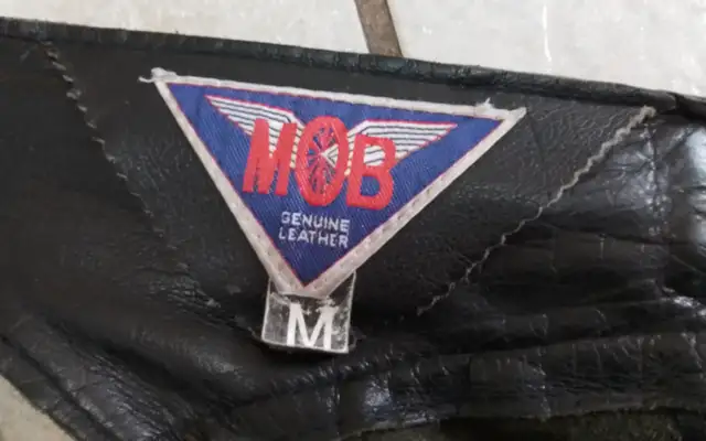 Heavy duty leather motorcycle  chaps in Motorcycle Parts & Accessories in Ottawa - Image 4