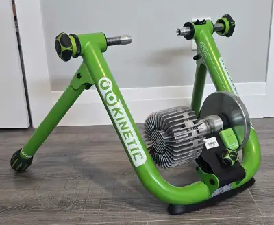 Progressive Fluid Resistance. Compatible with apps like Kinetic Fit, Zwift, Trainer Road with both B...