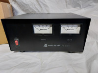 Astron RS-35M Dual meter regulated DC power supply Ham Radio