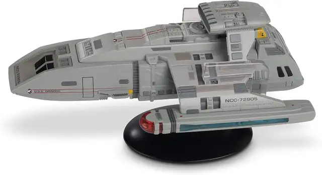 Star Trek Eaglemoss Starships Collection Starfleet Runabout XL in Arts & Collectibles in Regina - Image 2