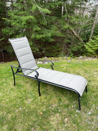 Sling Back Chaise Lounge Chair and Pad in Excellent Condition!