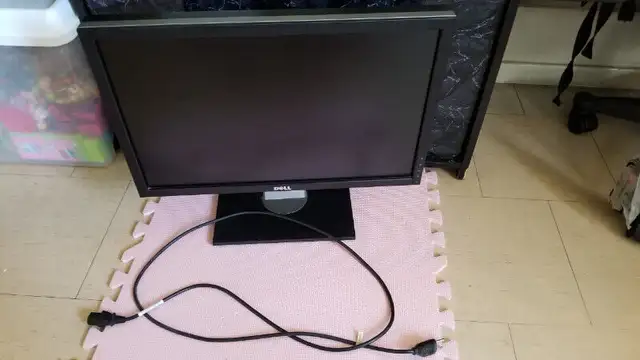 Dell Ultra Sharp IPS U2312HM / UltraSharp 2209WA 22" monitor in Monitors in City of Toronto - Image 8