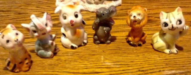 VINTAGE 6 FIGURINES D'ANIMAUX EN PORCELAINE MADE IN JAPAN in Arts & Collectibles in Gatineau