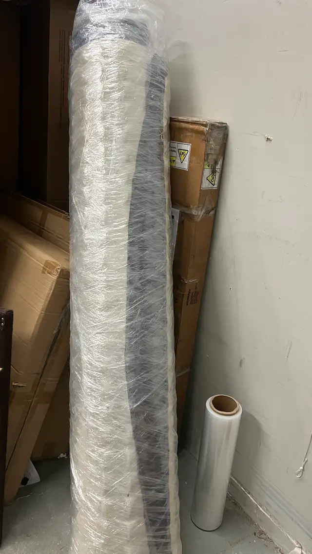 Luxury 11" extra thick foam and separate springs queen mattress in Beds & Mattresses in Markham / York Region - Image 6