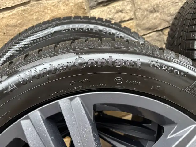 20” OEM Rims /Winter tires VW Atlas in Tires & Rims in Owen Sound - Image 3