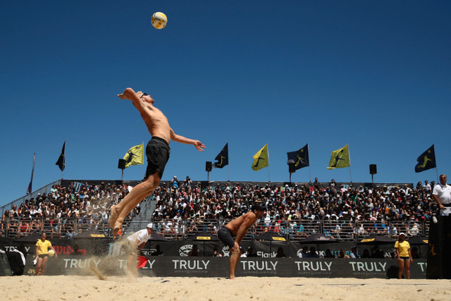 beach volleyball [preferably male] partner needed in Sports Teams in Edmonton - Image 2