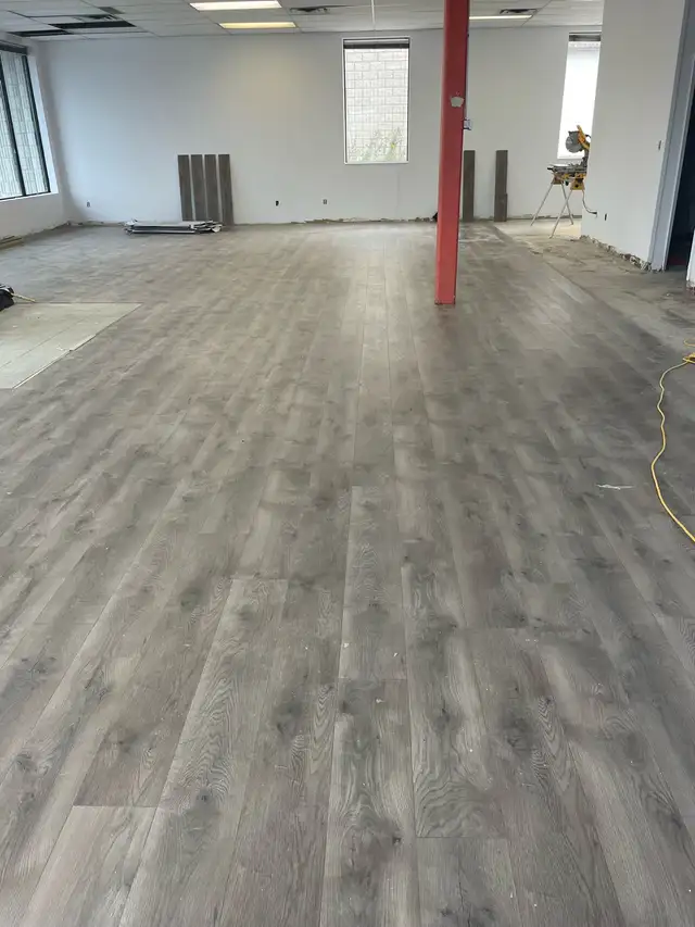 Flooring Installer with availability64840206346499129