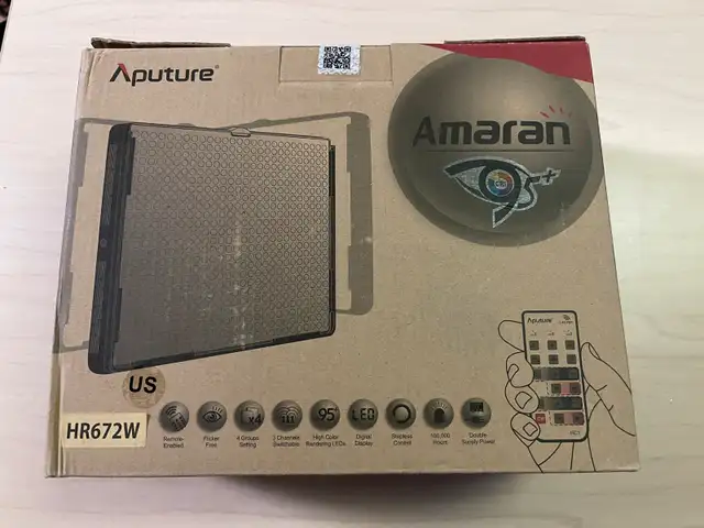 Aputure HR672W Led video light W Ez box II 63771549208195120