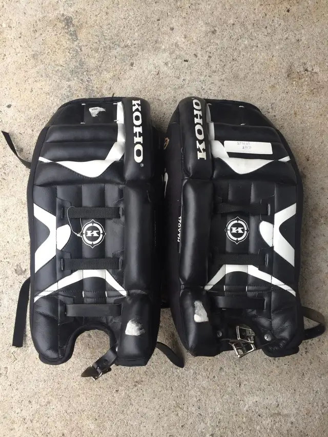 Goalie Equipment For Sale. in Hockey in Kingston - Image 3