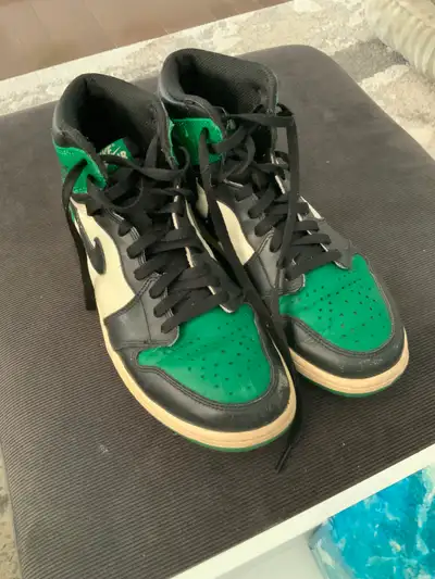Jordan air Jordan retro high OG “pine green” size 10 $30