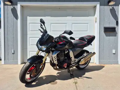 2003 Kawasaki Z1000 for sale in great condition. Runs well, everything works, has kawasaki racing ex...